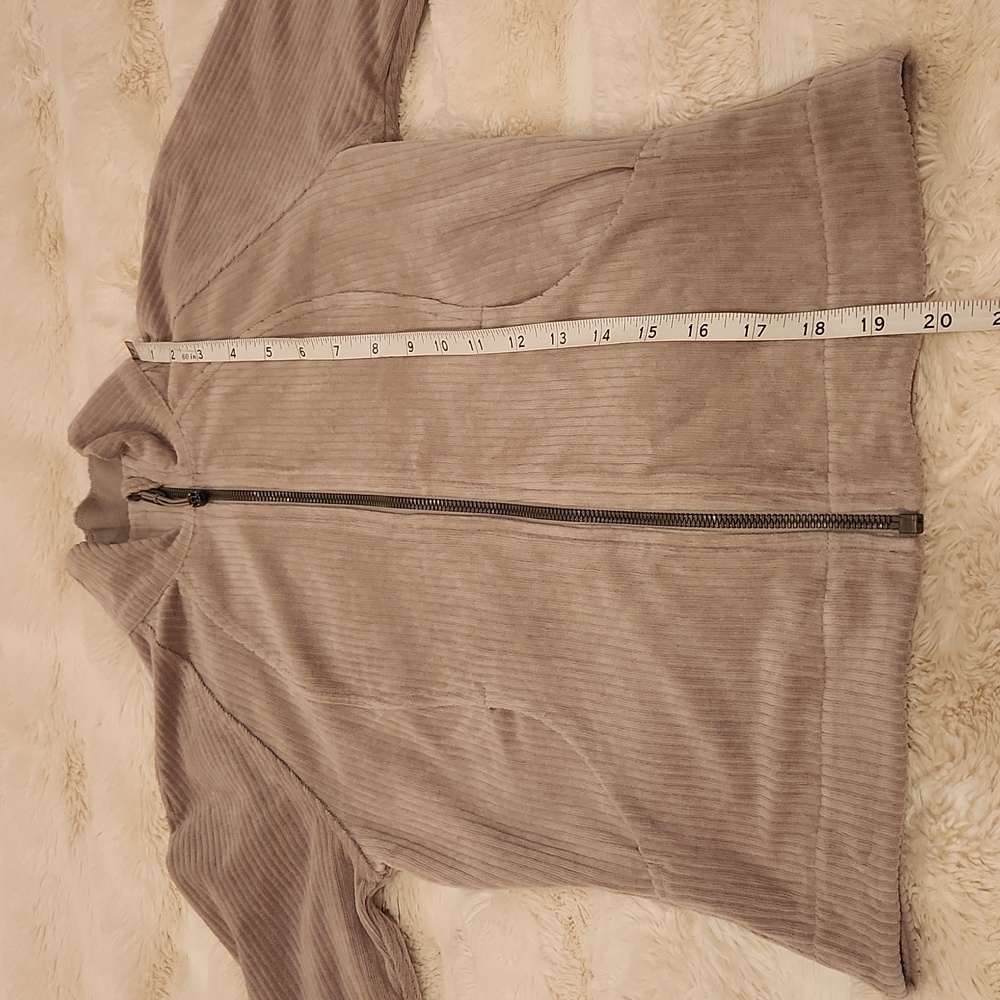 Lululemon Scuba Track Jacket Velvet Cord in color Riverstone size 2 - Picture 9 of 17